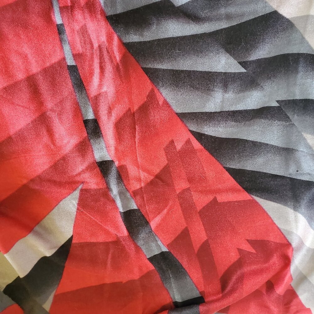 Collections Eighteen scarf/wrap-approx 27in x 72in